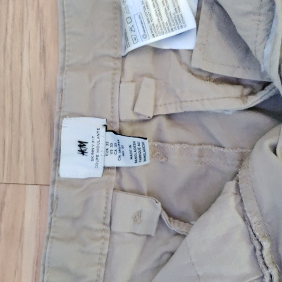 H&M pants - Picture 3 of 3